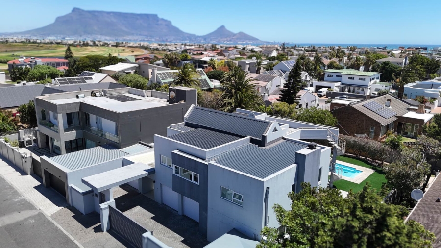 4 Bedroom Property for Sale in Sunset Beach Western Cape